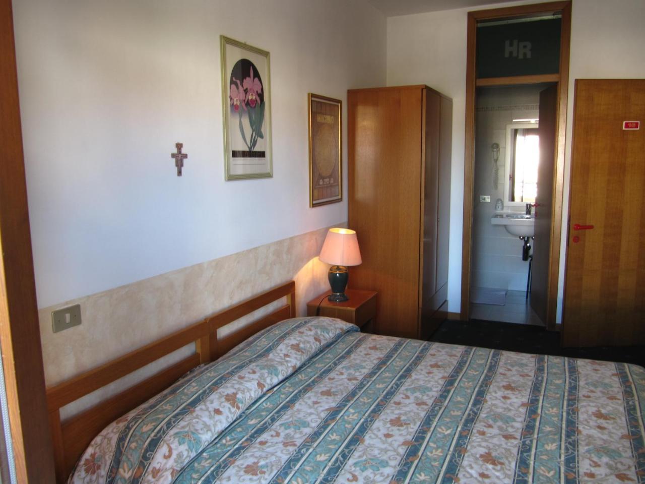 Hotel Rizzi Monticello Conte Otto Buitenkant foto